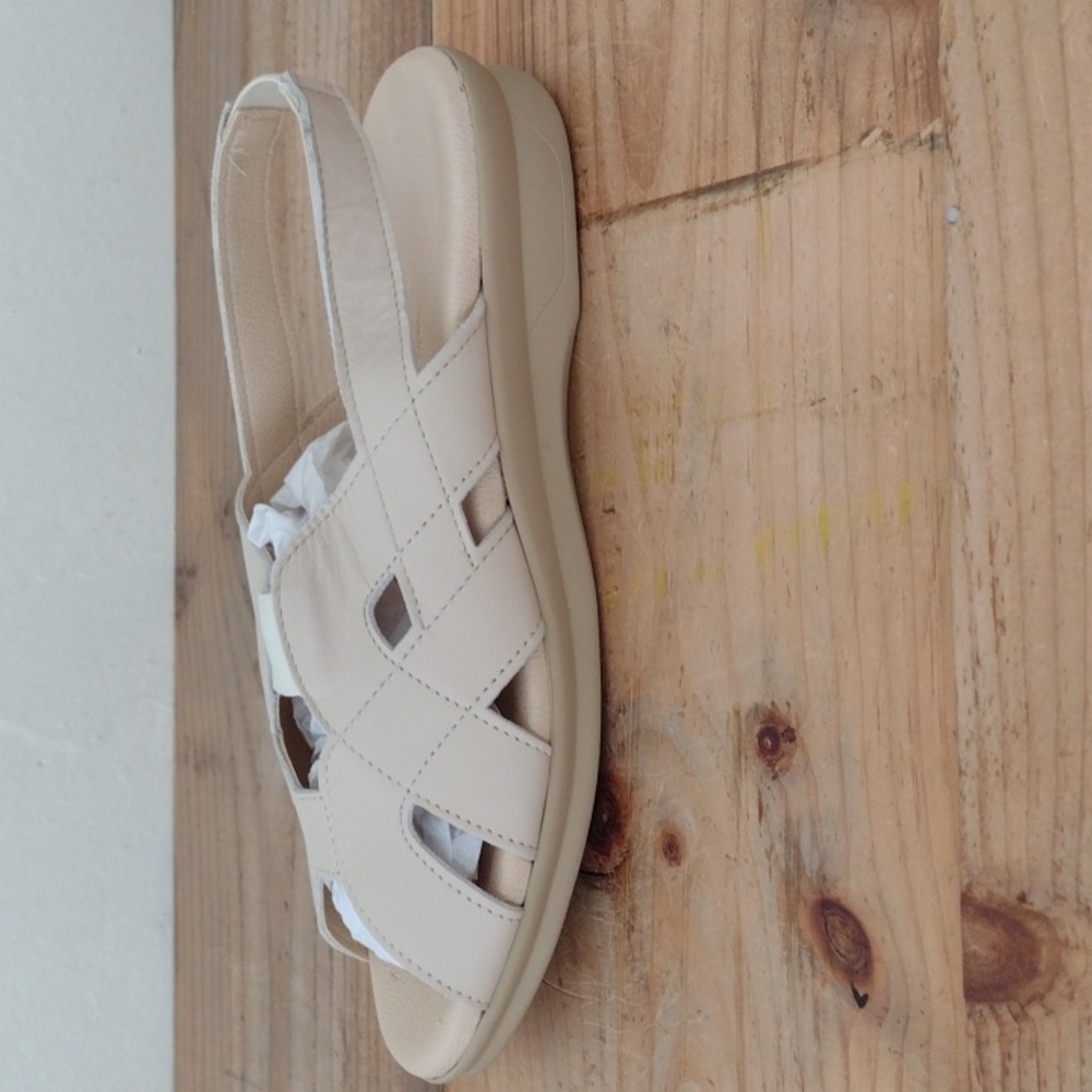 Daniel Green Sports Vintage Leather Tahoe Platform Sandal in Bone Size 10 NWT